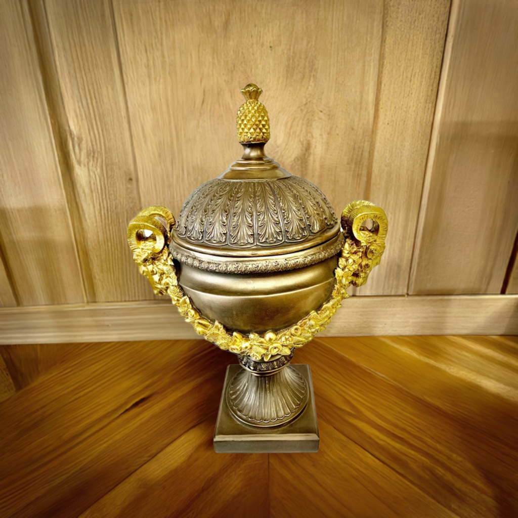 Ram vase with cover bronze finish, 35cm X 26cm X 51cm Fair collection