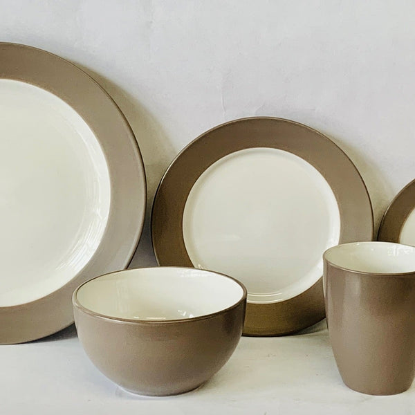 Cream top dish set