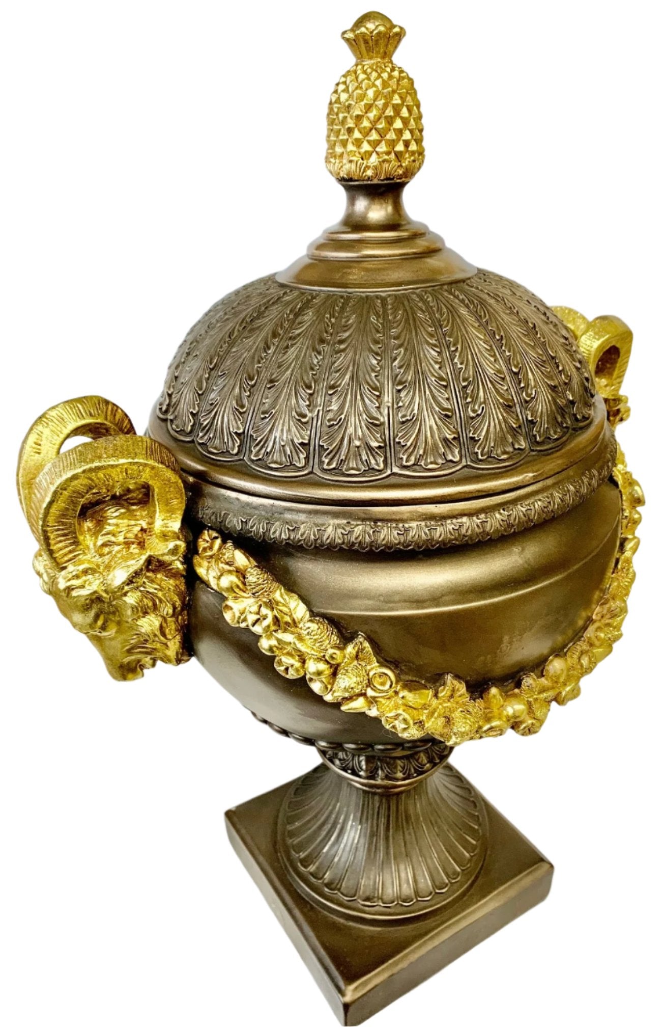 Fair vase with cover bronze finish, 35cm X 26cm X 51cm - Royal Gift